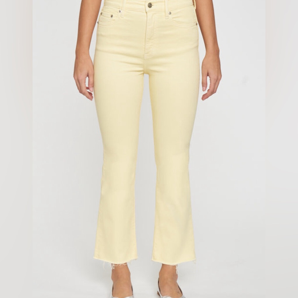 NEW DAZE shy girl crop flare jeans in sunny 26 28 2 6